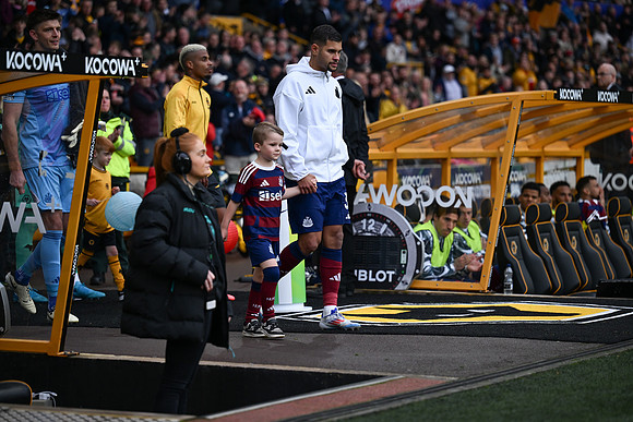 Wolves away-0525
