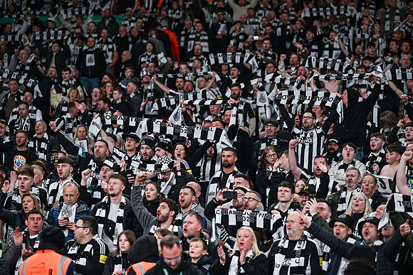 Matchday Fans -8039