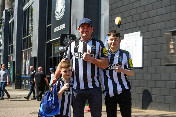 Newcastle United v Brighton & Hove Albion - Premier League