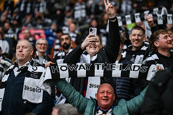 Matchday Fans -5915