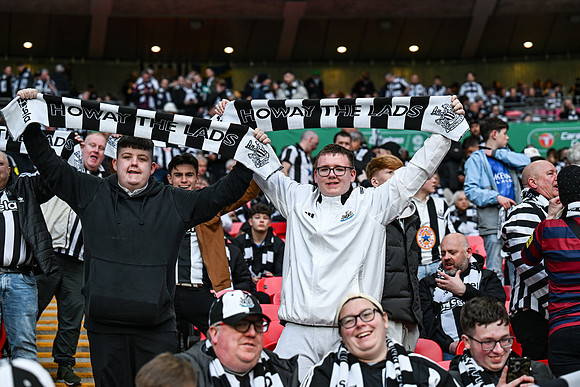 Matchday Fans -5842