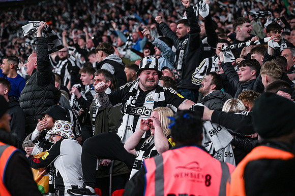 Matchday Fans -6795