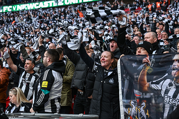 Matchday Fans -4740