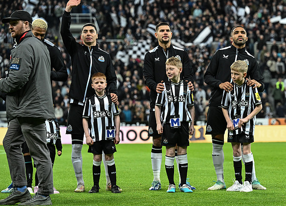 Newcastle United v Arsenal FC - Premier League