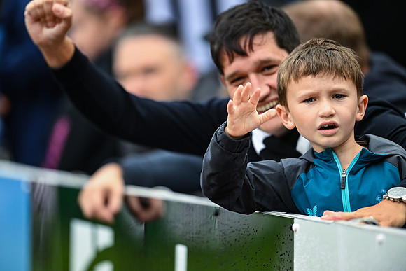 Newcastle United v Liverpool FC - Premier League