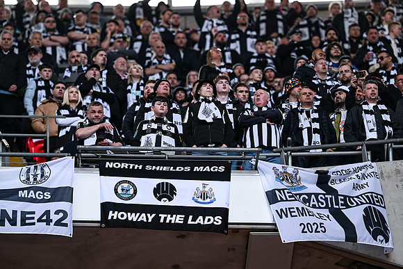 Matchday Fans -6848