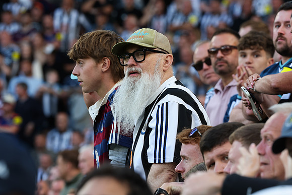 CB_Newcastle_Liverpool_336