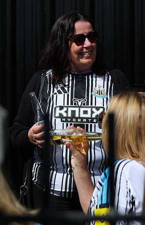 CB_Newcastle_Liverpool_100