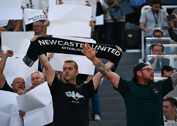 ST2_2474