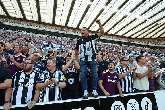 CB_Newcastle_Liverpool_303