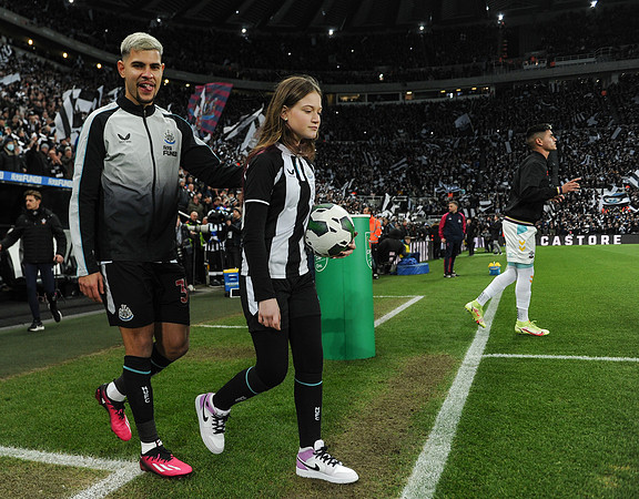 Newcastle United v Southampton - Carabao Cup Semi Final 2nd Leg