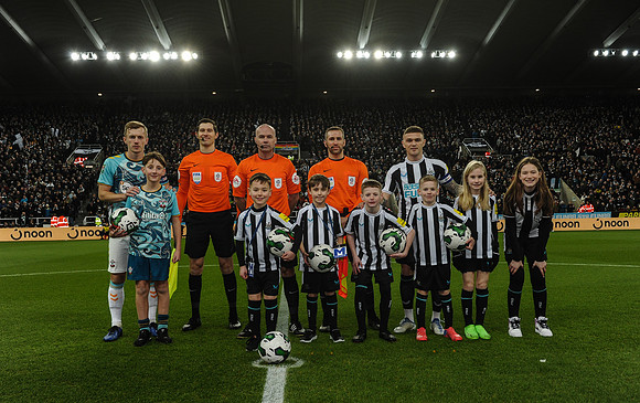 Newcastle United v Southampton - Carabao Cup Semi Final 2nd Leg