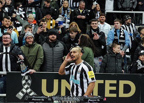 Newcastle United v Southampton - Carabao Cup Semi Final 2nd Leg