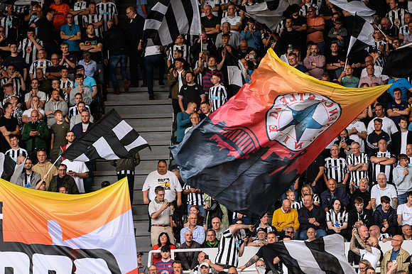 Newcastle United v Nottingham Forest - Premier League