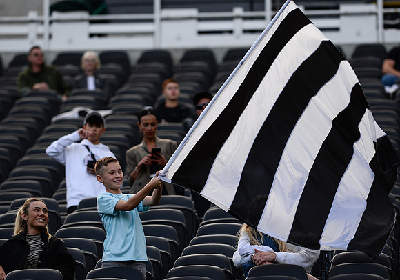 Newcastle United v Nottingham Forest - Premier League