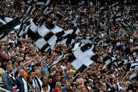 Newcastle United v Nottingham Forest - Premier League