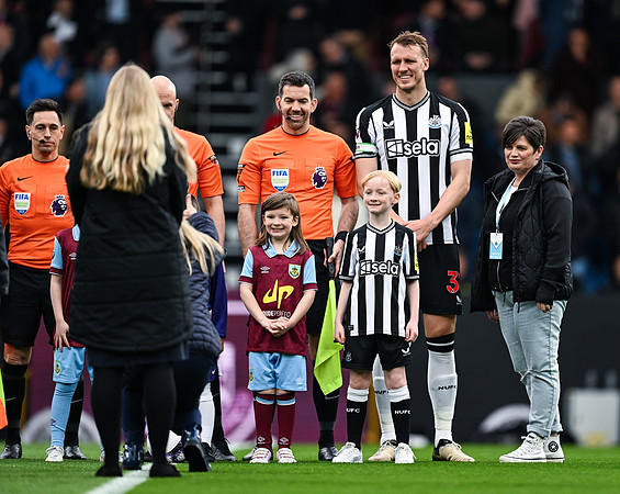 Burnley FC v Newcastle United - Premier League