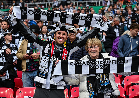 Matchday Fans -4449