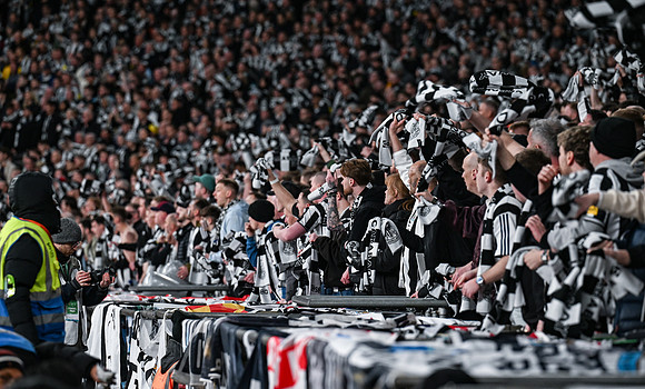 Matchday Fans -6680