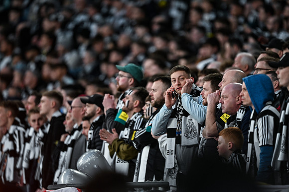 Matchday Fans -8146
