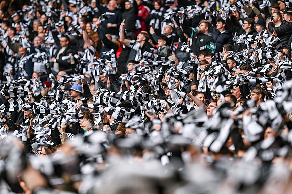 Matchday Fans -6878