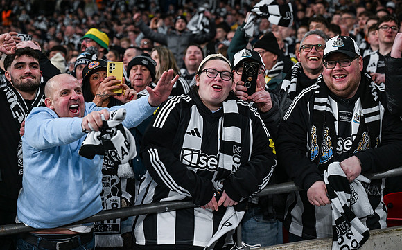 Matchday Fans -6704