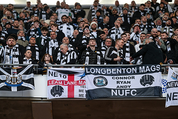 Matchday Fans -6832