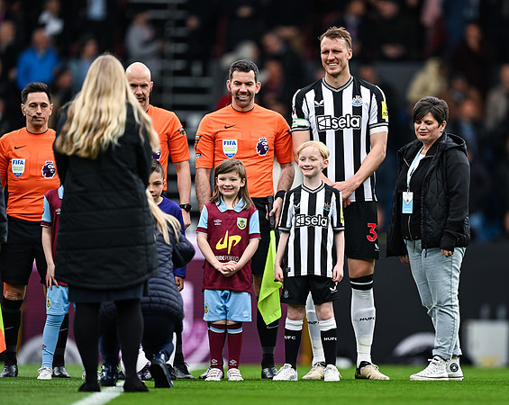 Burnley FC v Newcastle United - Premier League