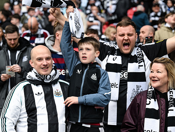 Matchday Fans -4678
