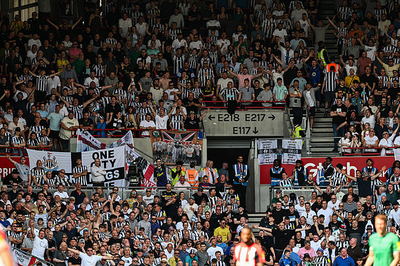 Brentford FC v Newcastle United - Premier League