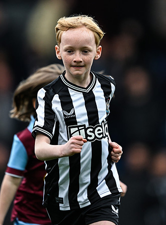 Burnley FC v Newcastle United - Premier League