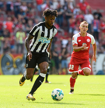FSV Mainz 05 v Newcastle United - Pre Season Friendly