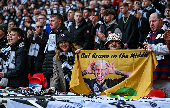 Matchday Fans -4487