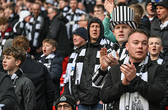 Matchday Fans -4594