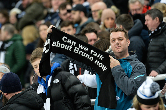 Newcastle United v Leicester City - Carabao Cup Quarter Final