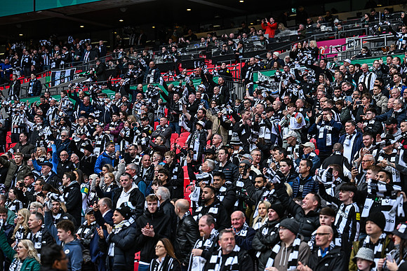 Matchday Fans -4384