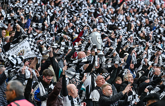 Matchday Fans -4760