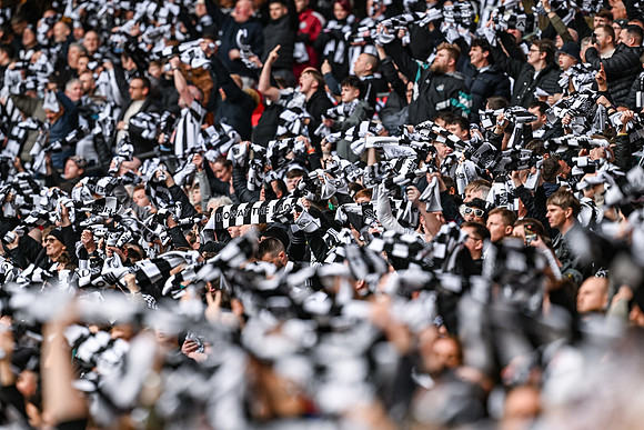 Matchday Fans -6875