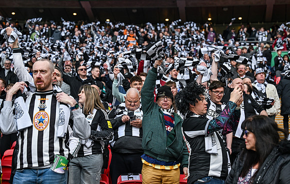 Matchday Fans -4749