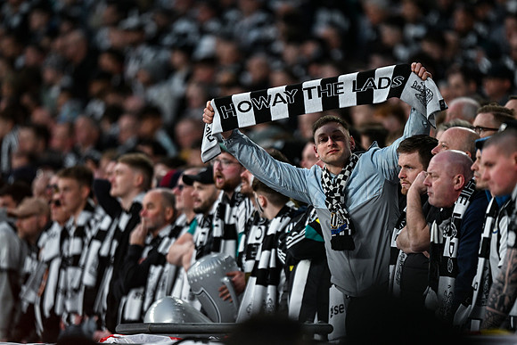 Matchday Fans -8182