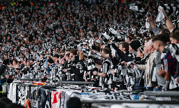 Matchday Fans -6677