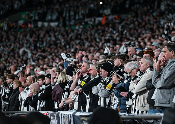Matchday Fans -6595