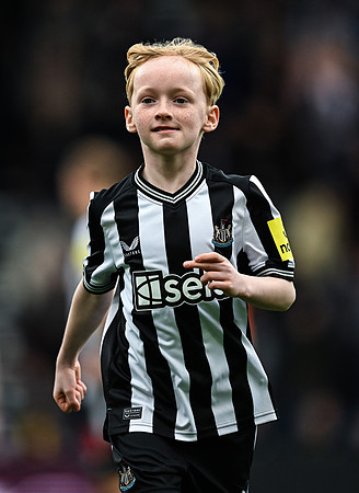 Burnley FC v Newcastle United - Premier League