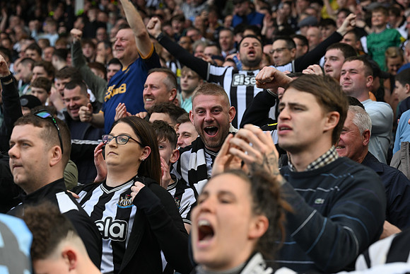 Fulham FC v Newcastle United - Premier League