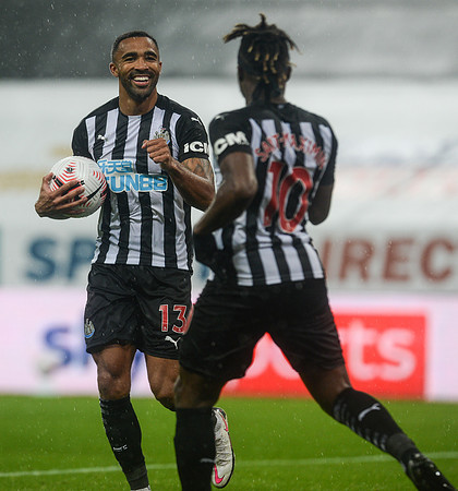 Newcastle United v Burnley - Premier League