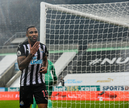 Newcastle United v Burnley - Premier League