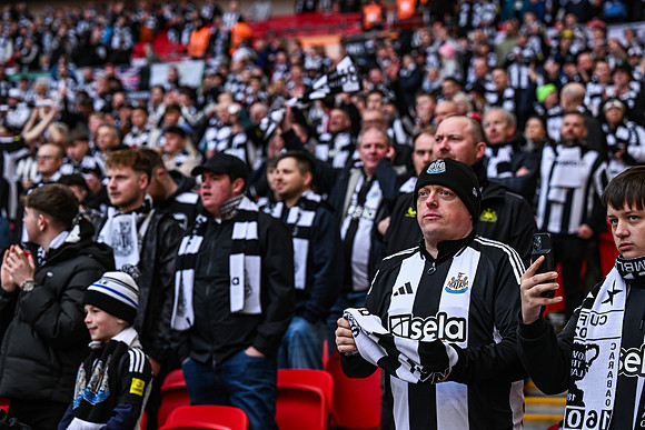 Matchday Fans -4457