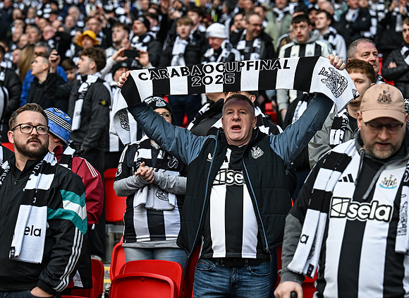 Matchday Fans -4609