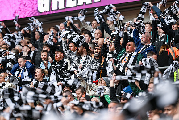 Matchday Fans -6883