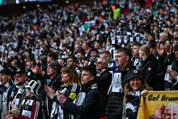 Matchday Fans -4486